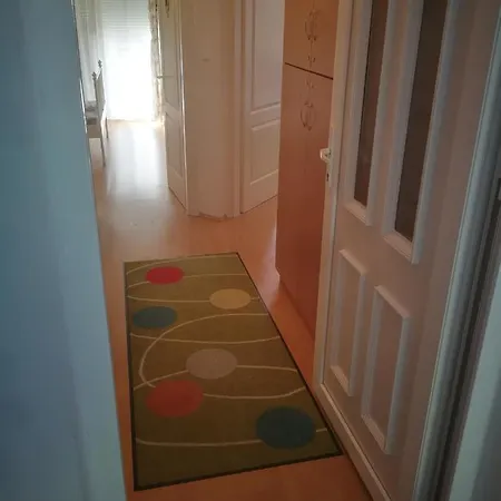 Διαμέρισμα Promenade Apartman